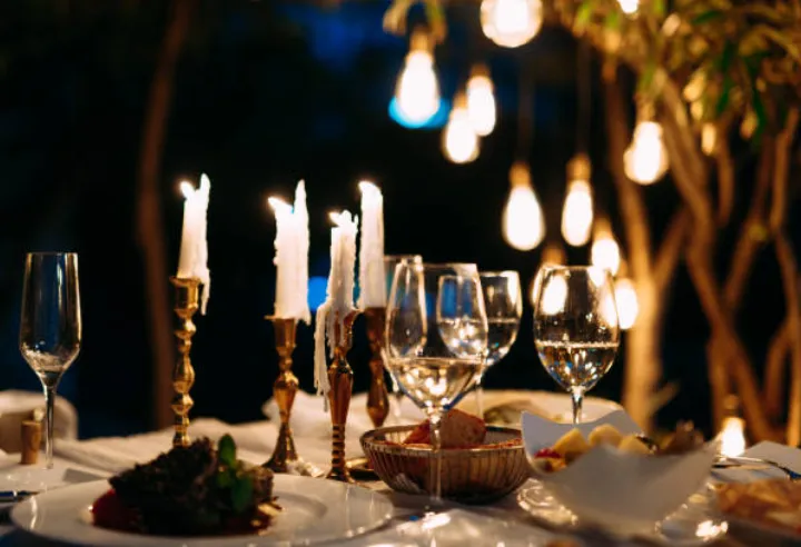 Ideas para preparar una cena romántica, ligera y económica